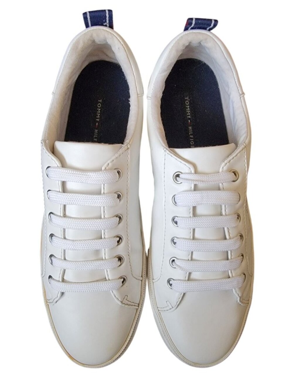 Tommy Hilfiger White Leather Sneakers Women’s 8.5 Low Top Lace Up Minimal Casual - Picture 5 of 6